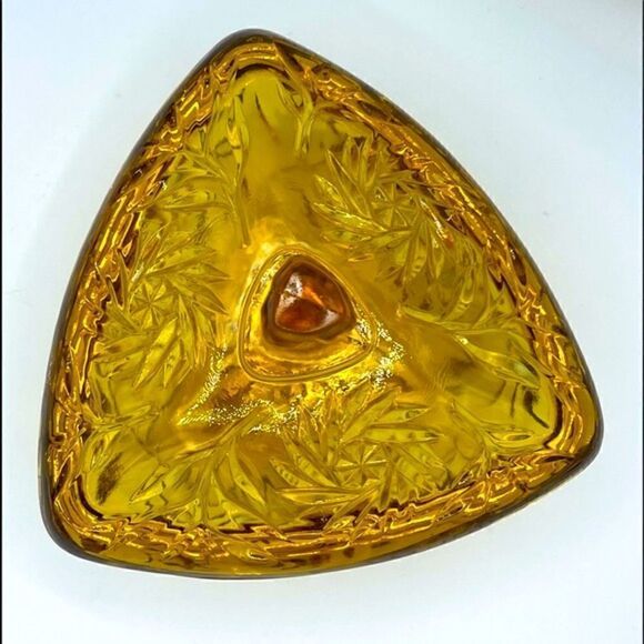 Hazel Atlas Gold Amber Pinwheel Triangle Candy Box w/ Finial Lid - Picture 4 of 15